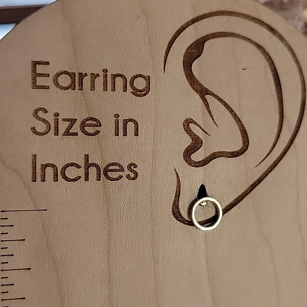 Petit Hollow Stud Earrings - Picture 2 of 4
